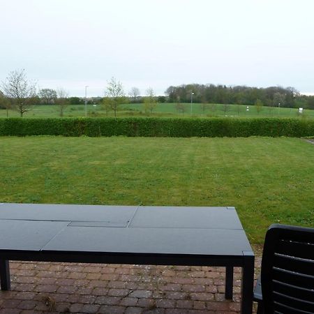 Vaerelse I Augustenborg I Stor Villa Exteriör bild